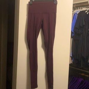 Lululemon size 6 legging.